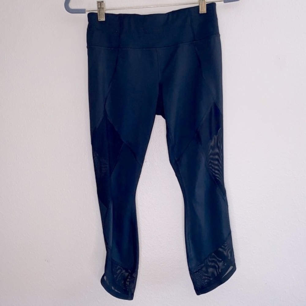 Athleta Black Mesh Side Crop Leggings Size Small